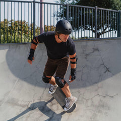 80Six adjustable strap and side-release buckle ensuring secure fit quickly