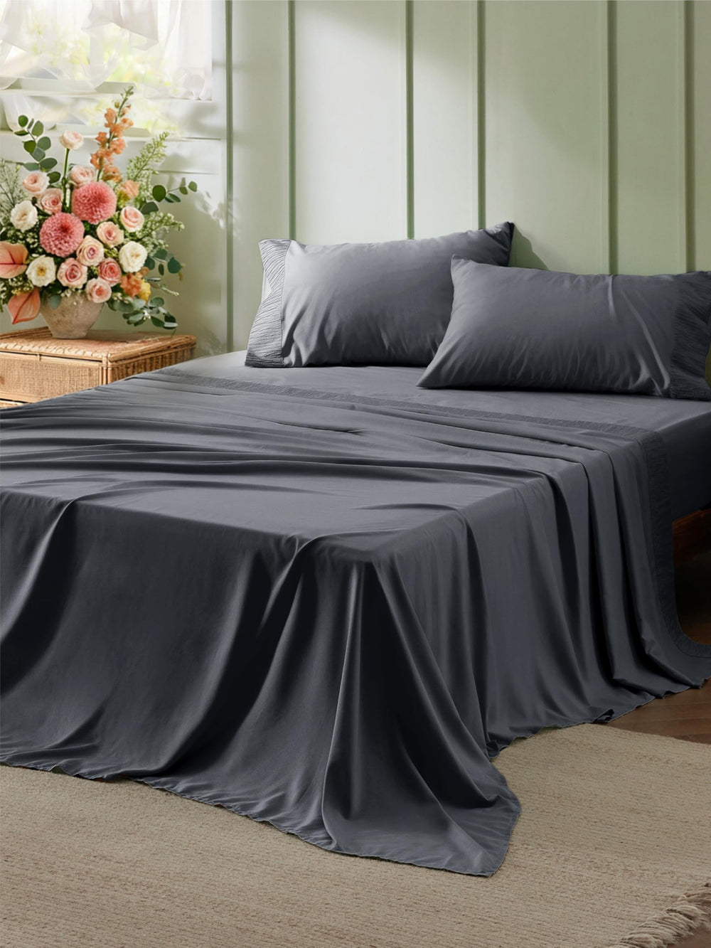 Bedsure front packaging showing Cal King sheet set and clear product benefits