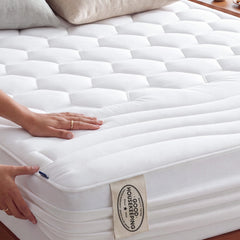 Bedsure king mattress pad front view showing full quilted cover and fit