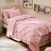 Bedsure Twin XL comforter front view showing pink pinch-pleat, cozy bedroom upgrade