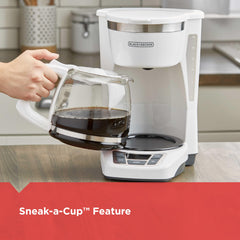 BLACK+DECKER close-up of glass carafe showing generous 12-cup capacity benefit