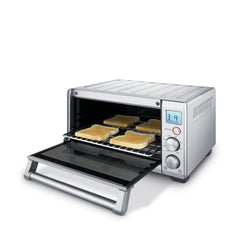 Breville interior with 12-inch pizza demonstrating capacity and even heating for quick family meals