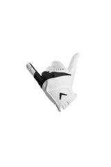Callaway Weather Spann in-hand scale with golf club showing fit and improved swing confidence