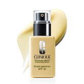 Clinique front packaging of Dramatically Different Moisturizing Lotion+ SPF 35 showing brand and bottle clarity benefit