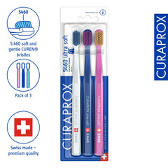 Curaprox CS 5460 close-up of ultra-soft CUREN filaments showing dense tips for gentle cleaning