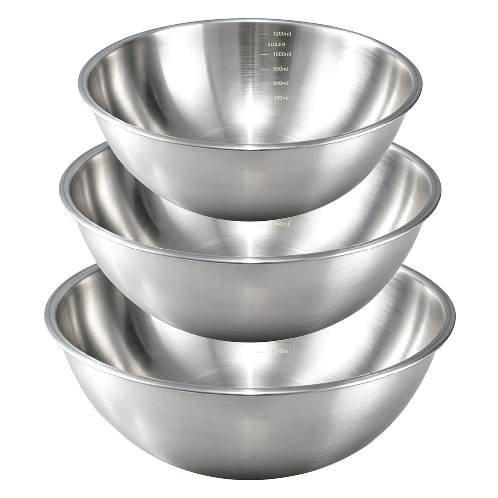 Gronivex front view of three stainless steel mixing bowls showing sizes and finish, durable set