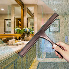 HIWARE ergonomic handle detail demonstrating comfortable grip for effortless cleaning