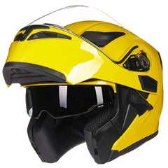 ILM 902 front view showing visor and aerodynamic benefits