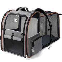 Lekebobor front view with full front opening showing easy pet access and comfort
