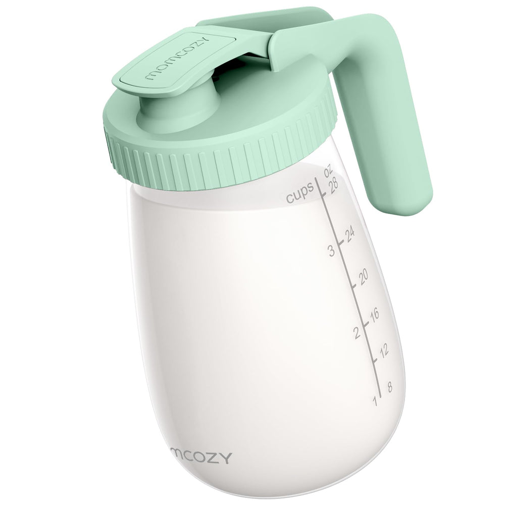 Momcozy front view of glass pitcher showing capacity and ergonomic handle benefit