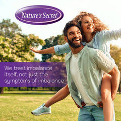 Nature's Secret powder on spoon illustrating concentrate and mixability benefit