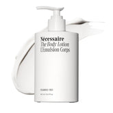 Nécessaire front pump bottle showing clean design and easy dispensing benefit