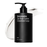 Nécessaire front packaging shows product and clear branding for easy identification