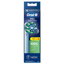 Oral‑B Cross Action front view showing round head and bristle layout for better cleaning