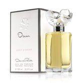 Oscar de la Renta front bottle view highlighting elegant packaging and brand luxury