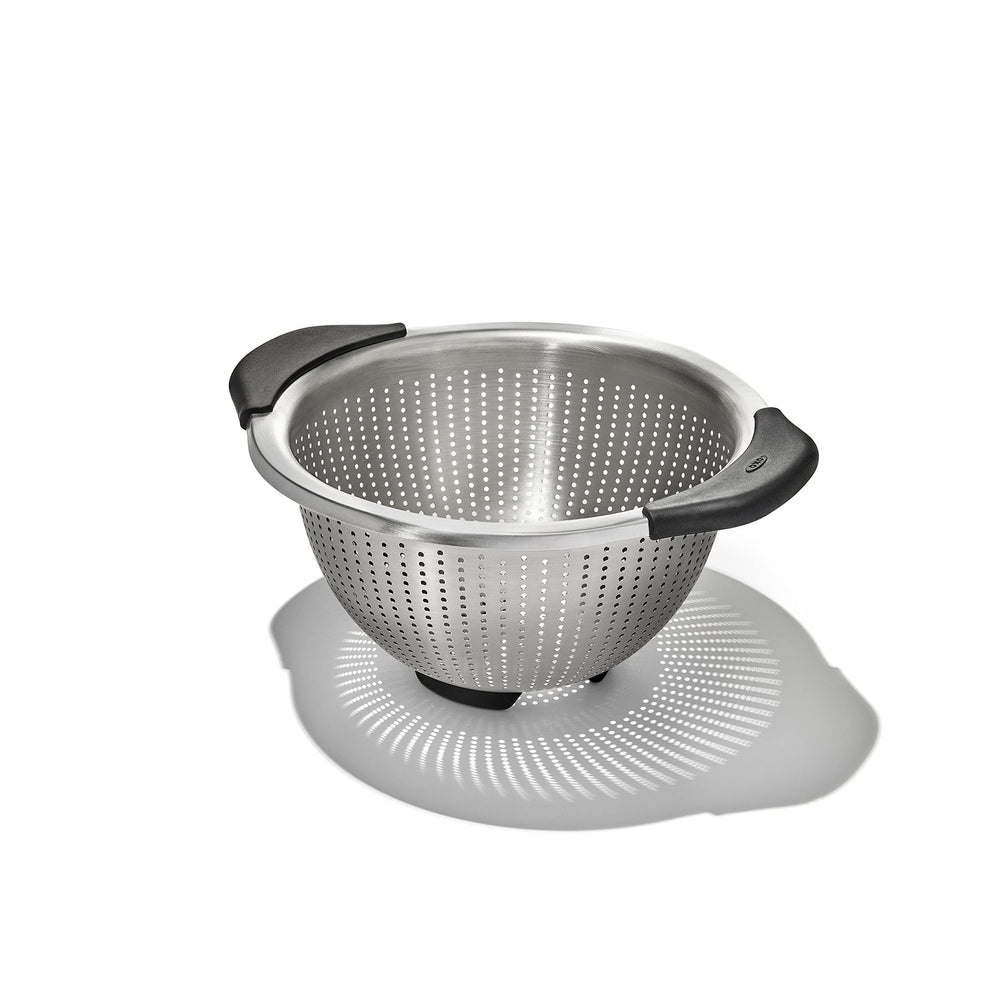 OXO Good Grips colander front view showing shape and capacity, easy draining benefit