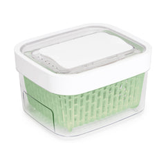 OXO Good Grips activated carbon filter and vent detail, highlights replaceable freshness filter