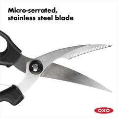 Detailed view of OXO non-slip handle loop and bolster providing secure control and safer cutting