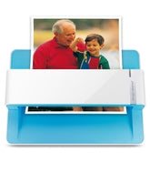 plustek ephoto z300 front view showing compact design for quick scanning