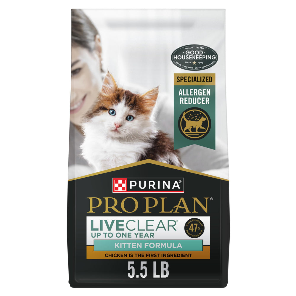 Purina Pro Plan LiveClear bag front view showing product branding and benefits