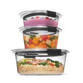 Rubbermaid Brilliance front view showing clear containers and secure lids for leak protection
