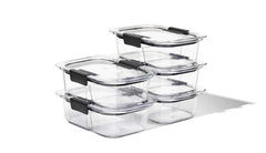 Rubbermaid Brilliance lid close-up highlighting secure latches and airtight seal benefit