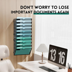 SUPEASY organizer in use holding mail and folders to free desktop and improve workflow