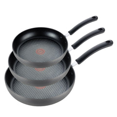 T-Fal front view of the three fry pans showing sizes and onyx finish for versatile cooking