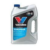Valvoline front label showing product name and approvals for clear selection benefit