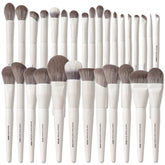 VYNESTRA front packaging showing complete 30-piece set and benefits