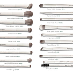 VYNESTRA wooden handle detail that offers comfortable, steady grip