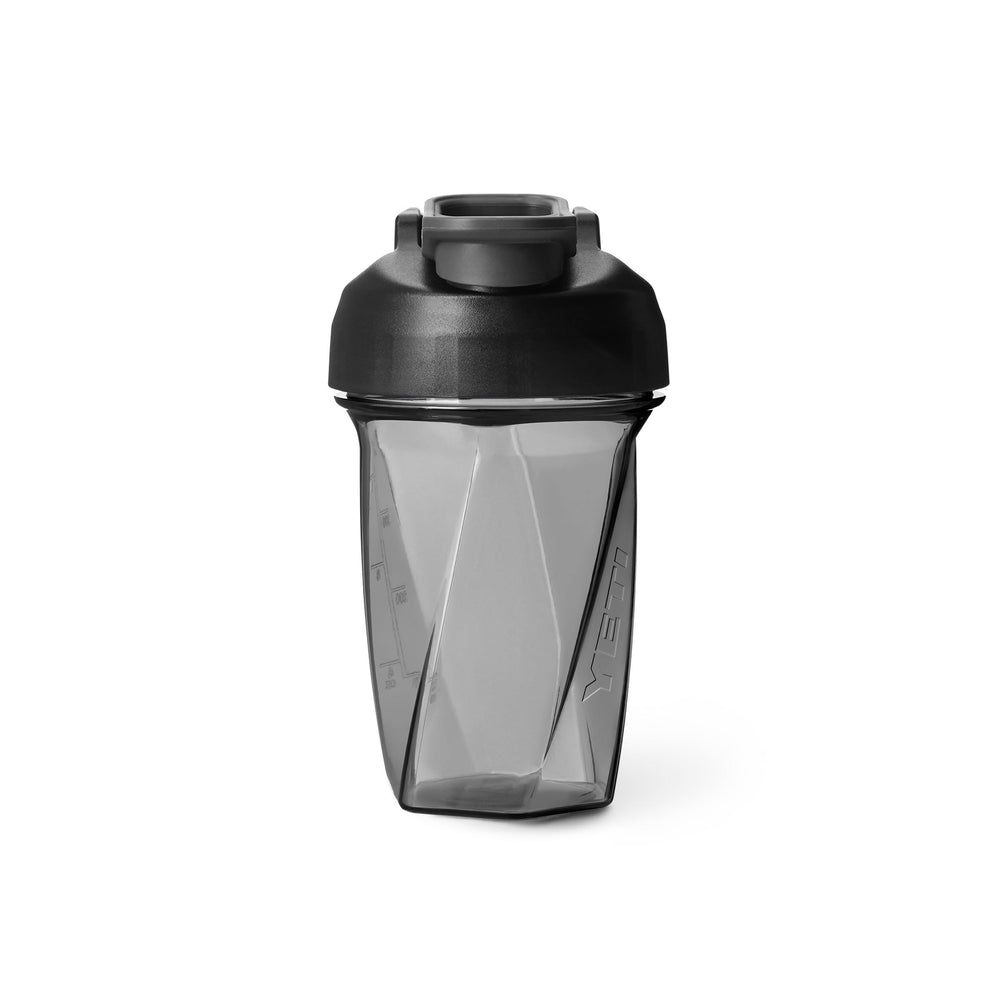 YETI front view of Helimix Vortex bottle showing shape and capacity benefit