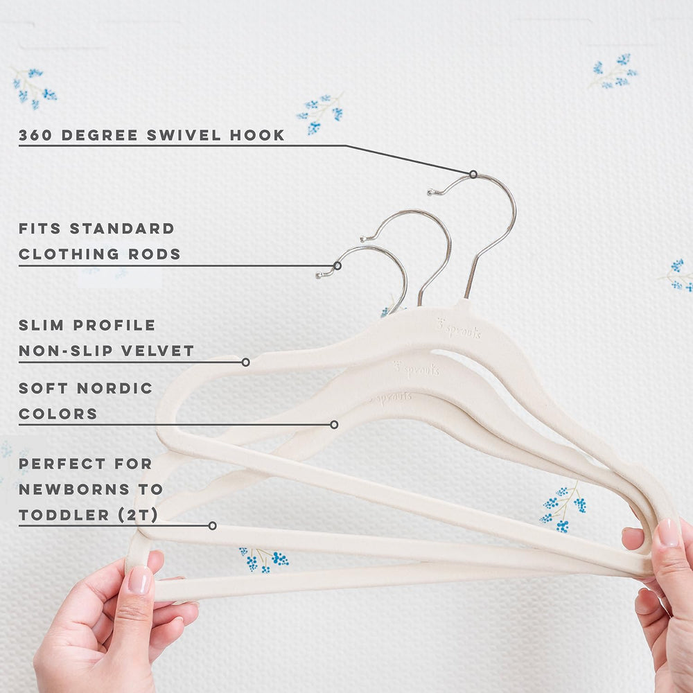 3 Sprouts metal swivel hook detail, smooth 360-degree access benefit