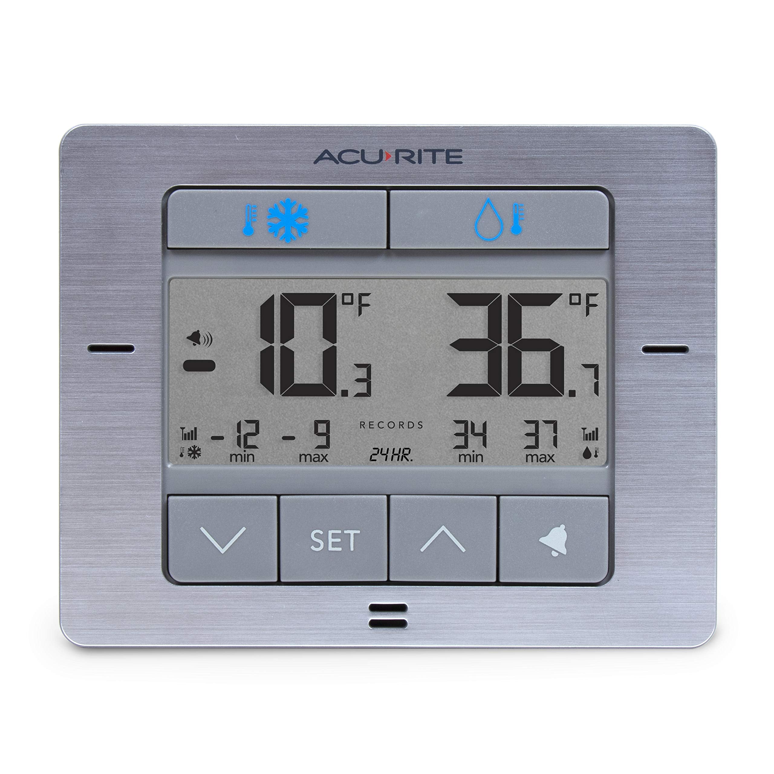 AcuRite closeup LCD readout highlighting high/low memory and clear numbers for fast temperature checks