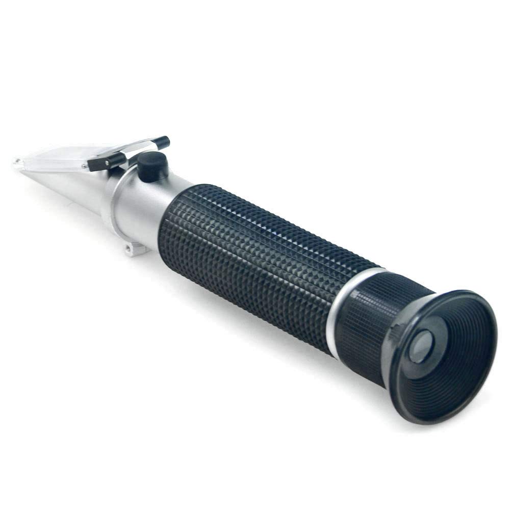 Agriculture Solutions refractometer reading visible through eyepiece for precise PPT values