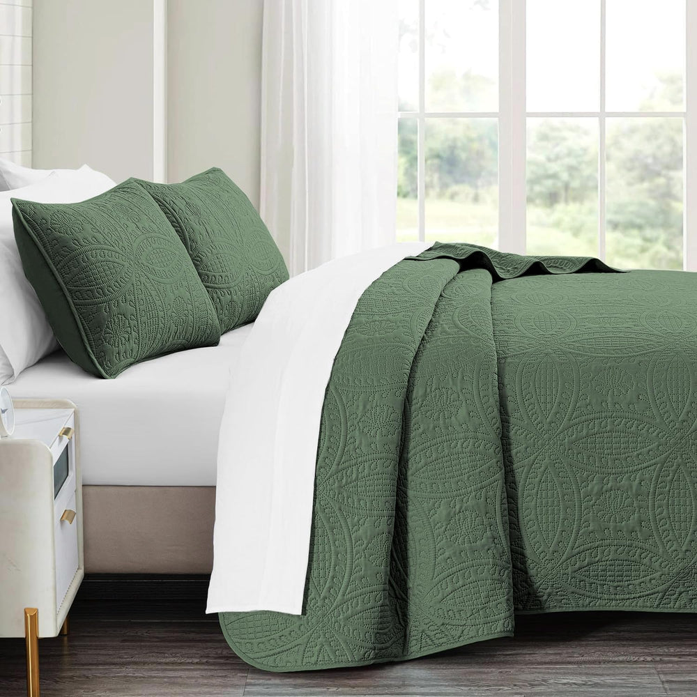 akkialla folded quilt showing thickness and packable lightweight convenience benefit