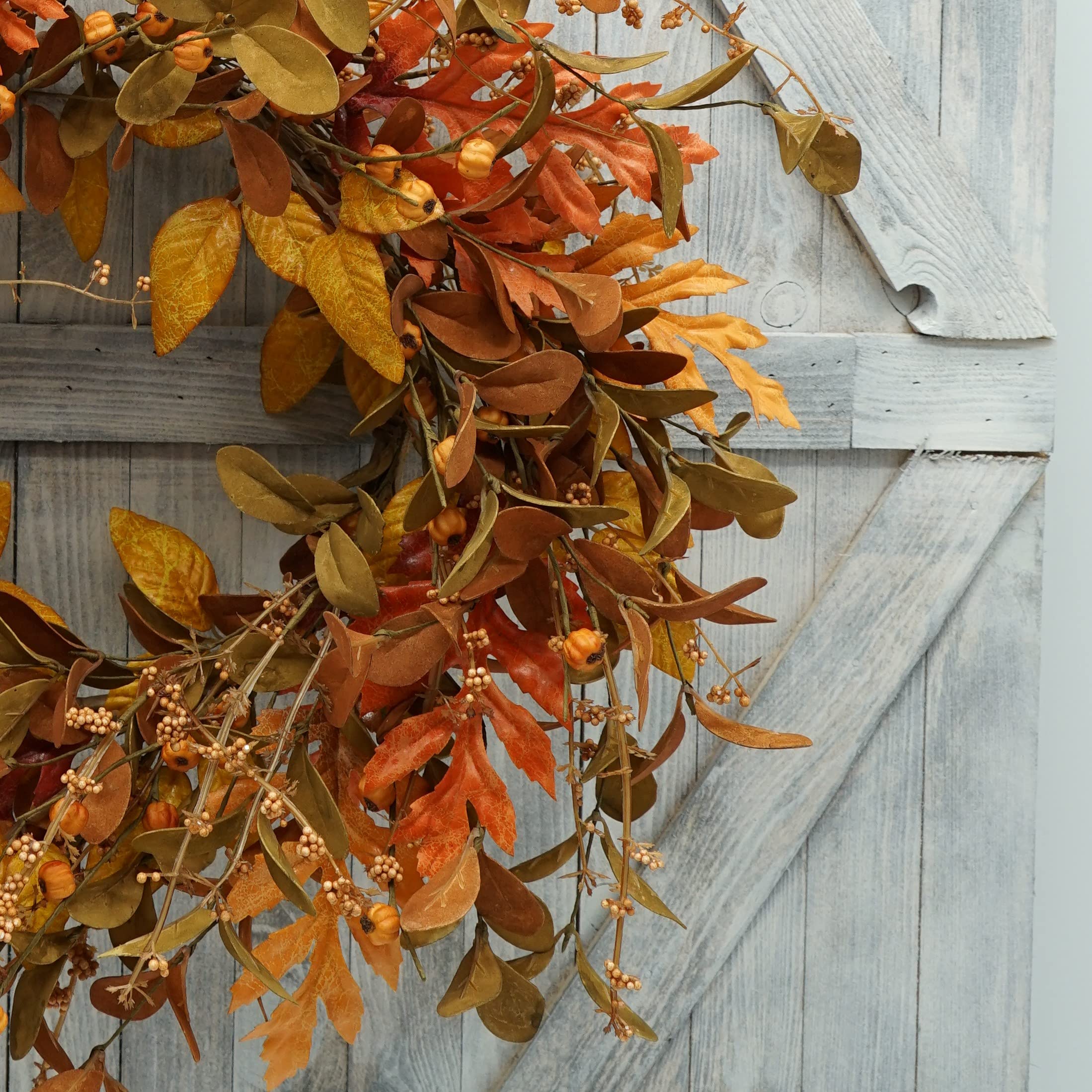 AMF0RESJ close-up leaf texture revealing realistic veins and durable construction