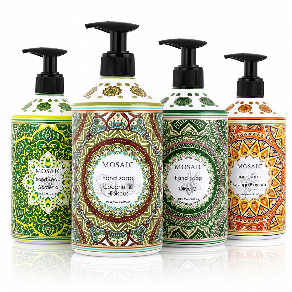 AnatoliaDaphne olive oil bottle close-up highlighting nourishing oil extract and moisturizing benefit