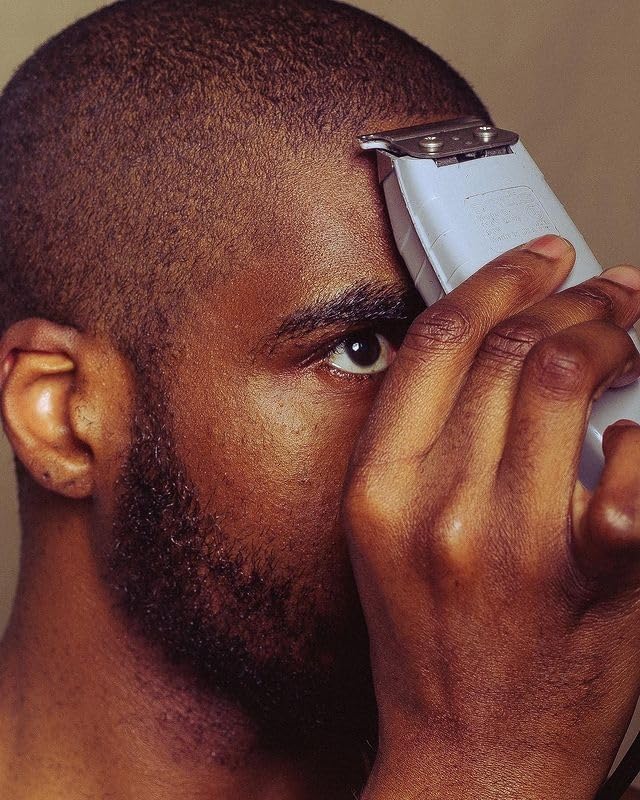 Andis T-Outliner trimming beard edge delivering clean-lined finish benefit