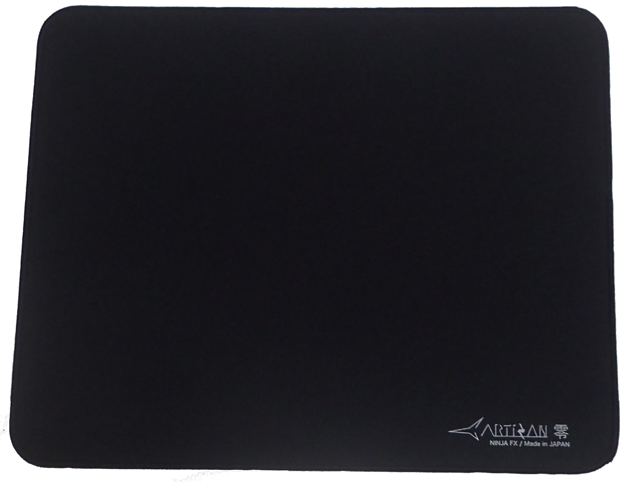ARTISAN Zero front view showing full XL pad for wide coverage and control