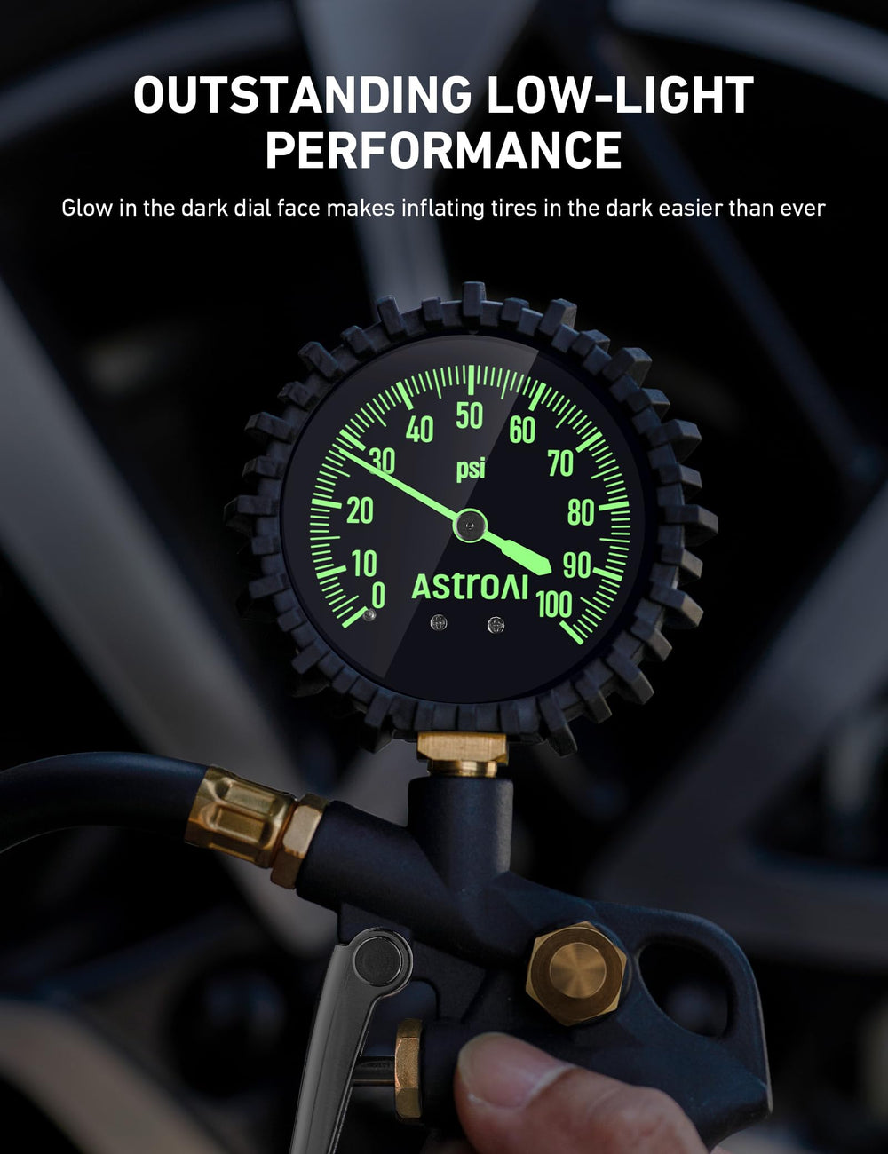 AstroAI dial close-up showing clear 0–100 PSI markings for accurate readings