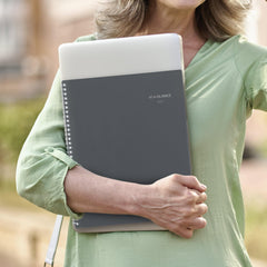 AT-A-GLANCE tabbed months for fast navigation and organization
