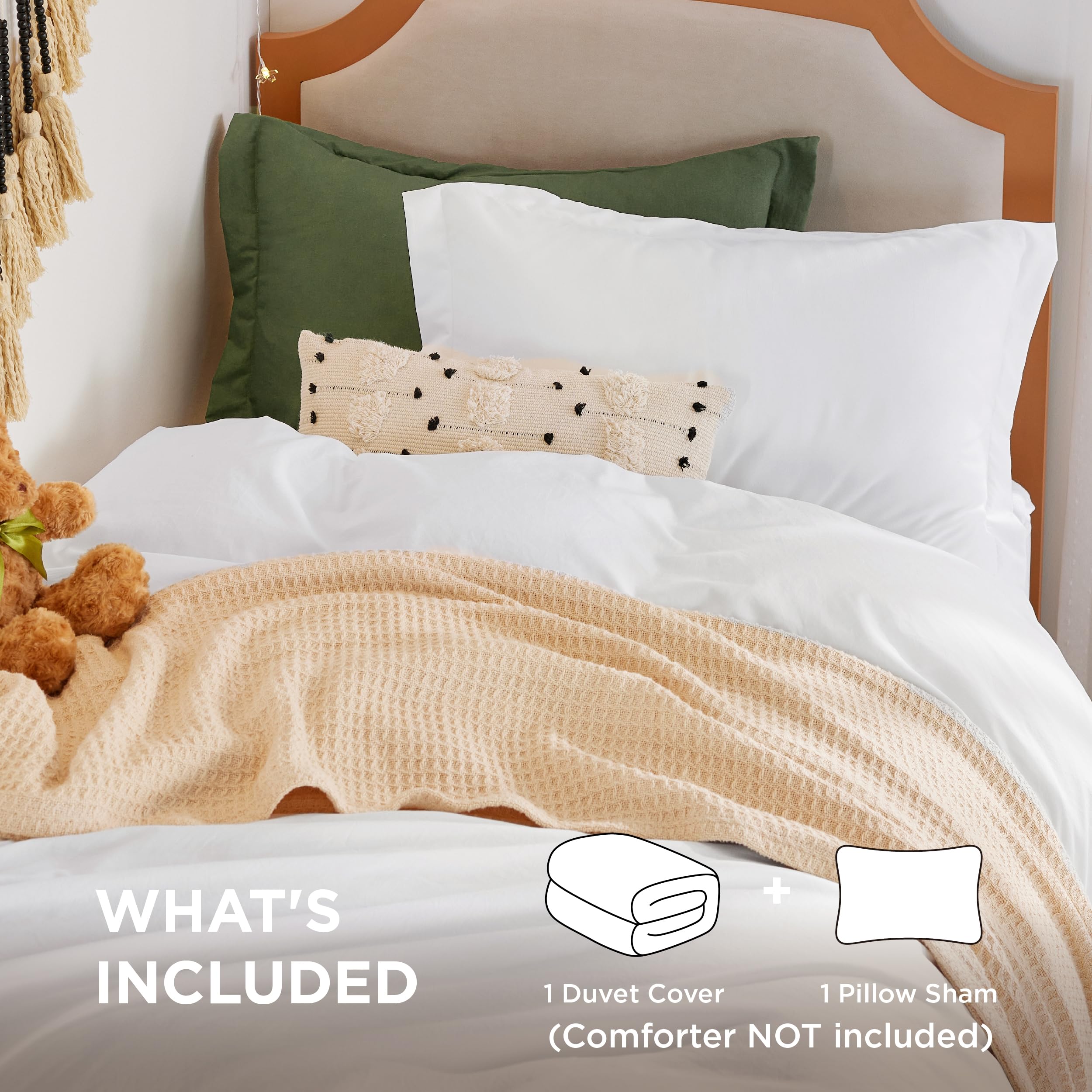 Bedsure zipper detail for quick closure and secure comforter containment