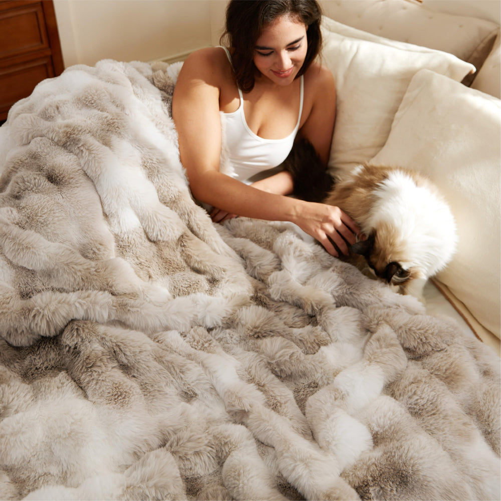 Bedsure lifestyle shot in living room illustrating cozy atmosphere and style