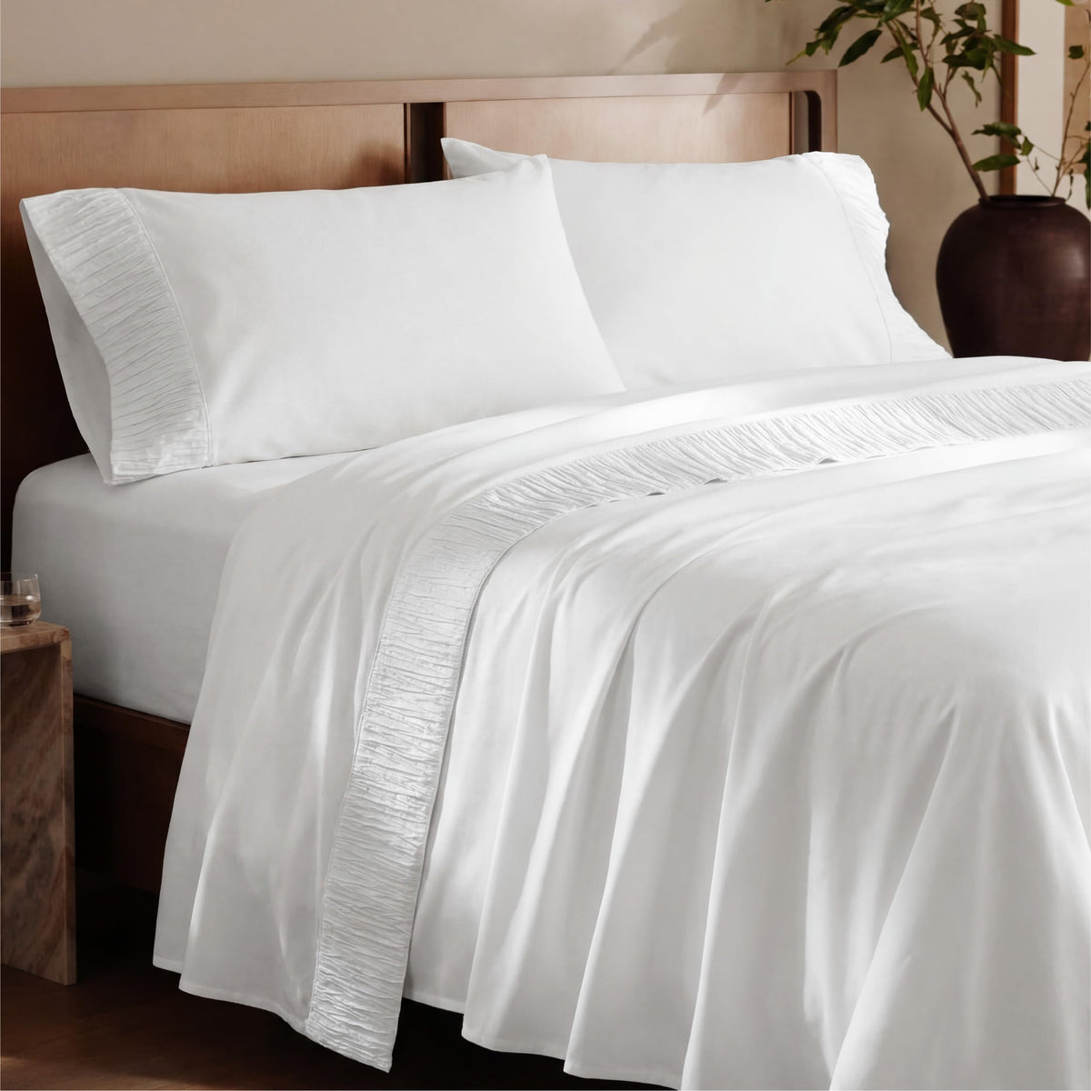 Bedsure front packaging showing full queen sheet set and contents for quick identification