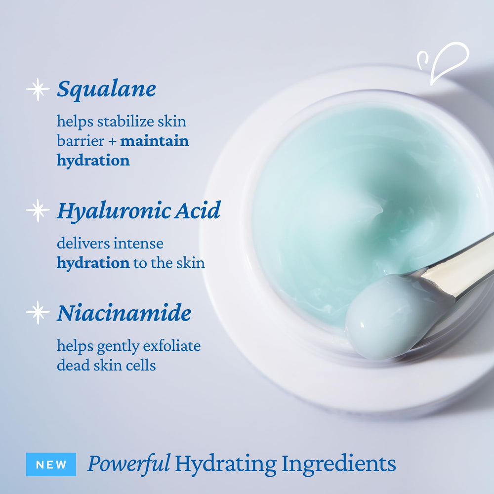 belif gel on hand from jar illustrating lightweight application and non-greasy feel