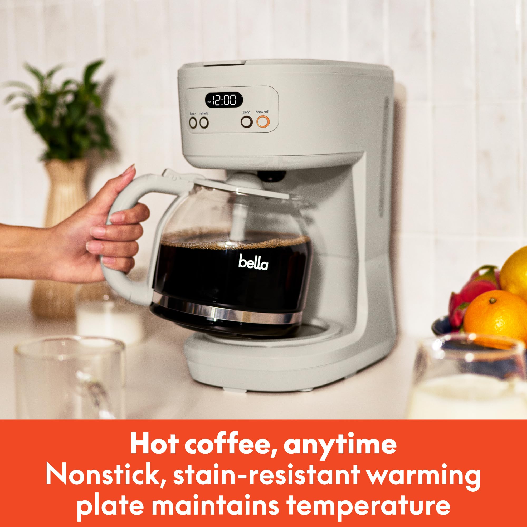 BELLA glass carafe with mixing tube ensuring even flavor benefit