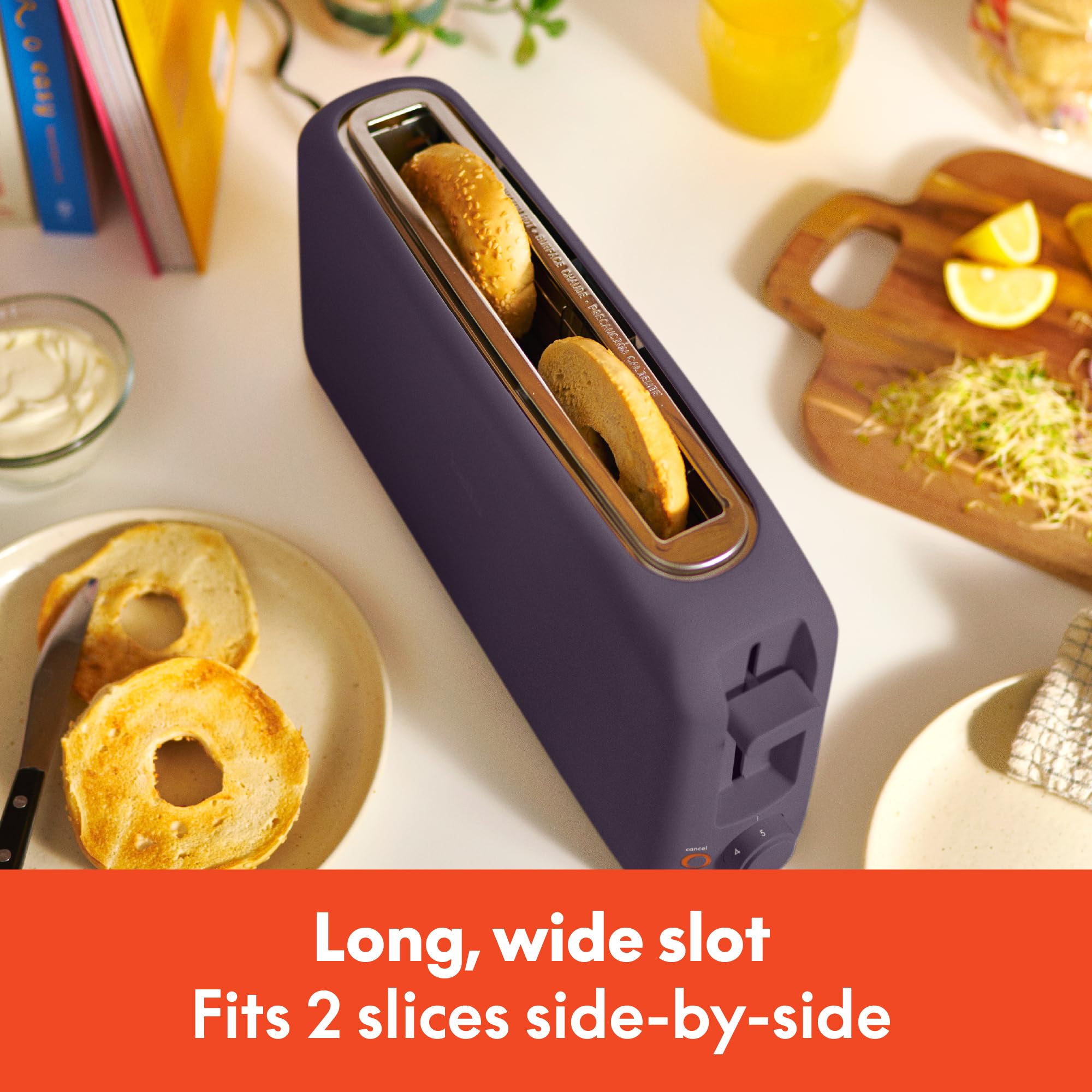 BELLA high-lift lever detail for safe removal of small items and muffins