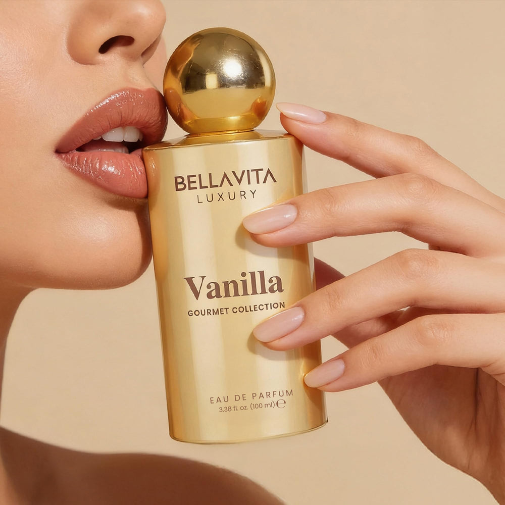 BELLAVITA vanilla pods and coconut halves flatlay illustrating gourmand notes