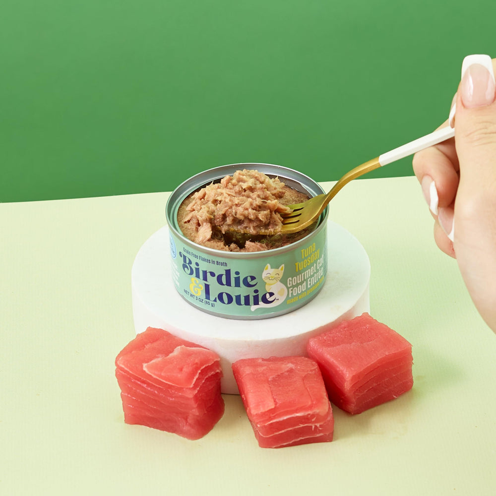 Birdie & Louie label ingredient list showing grain-free and simple ingredients